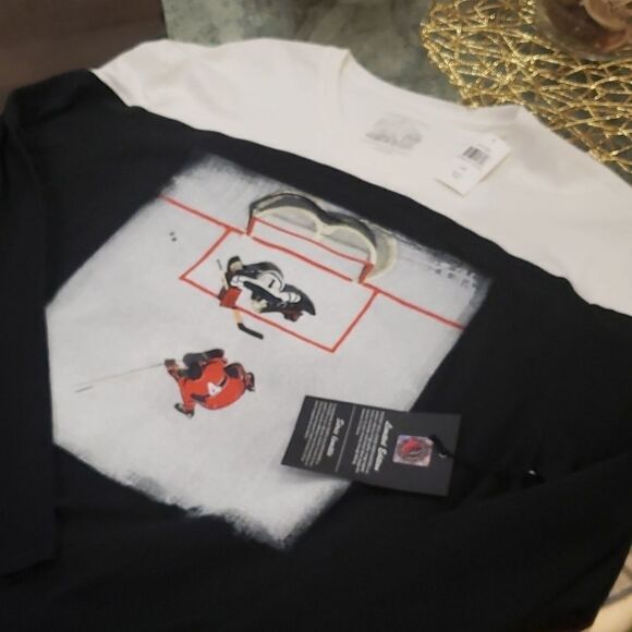 Hockey hall of fame long sleeve shirt - Picture 2 of 3